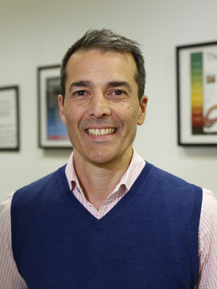 A portrait of contributor Julian Keel.